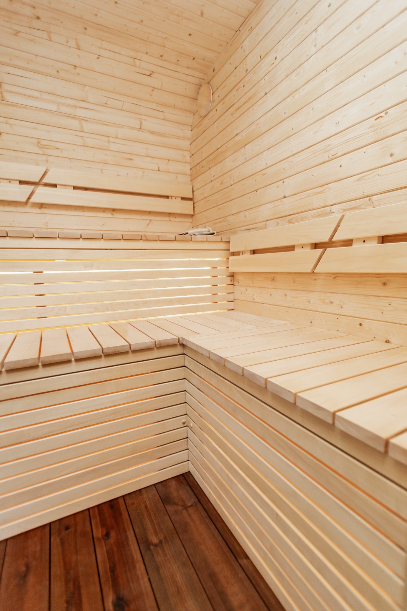 LUX Sauna 400x245 - PALAZZINA WELLNESS