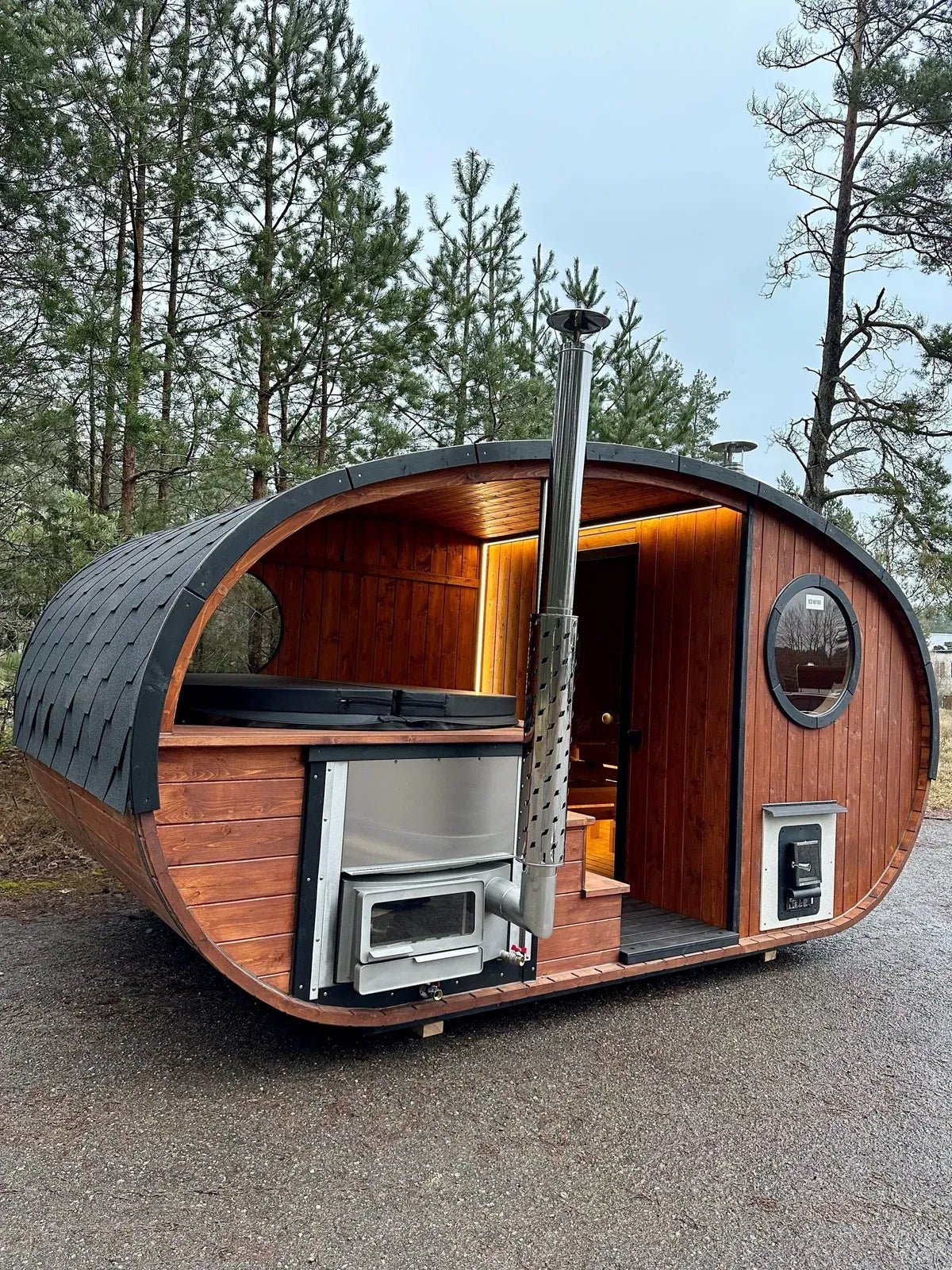 Duo Orbit – Ovale Sauna mit Whirlpool - PALAZZINA WELLNESS