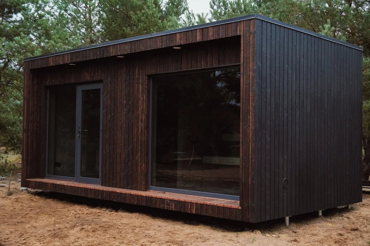 Lindholz Grande – Gartensauna mit Dusche und WC - PALAZZINA WELLNESS